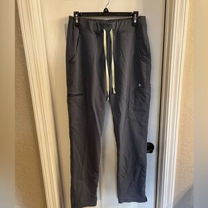 Figs women’s space navy yola high waisted 2.0 —skinny scrub pants. Mediumm